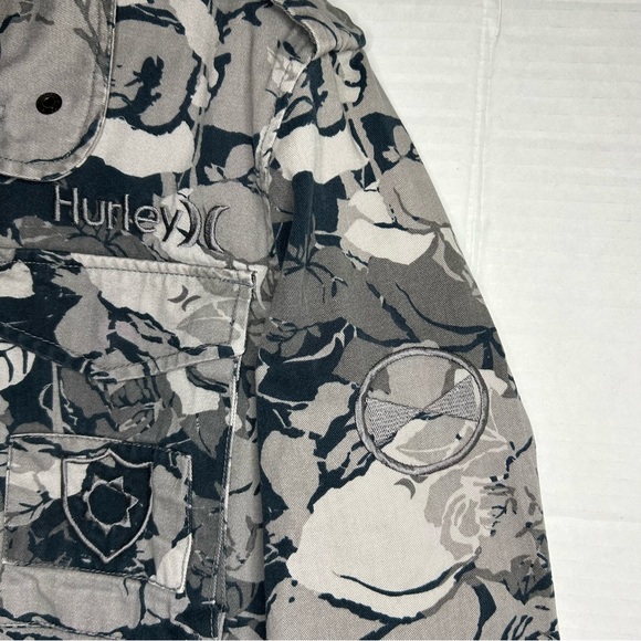 Hurley Women’s Military Camo Jacket Size Medium Floral Print Grey Navy Blue - Picture 6 of 16